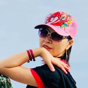 Meet your Posher, Connie